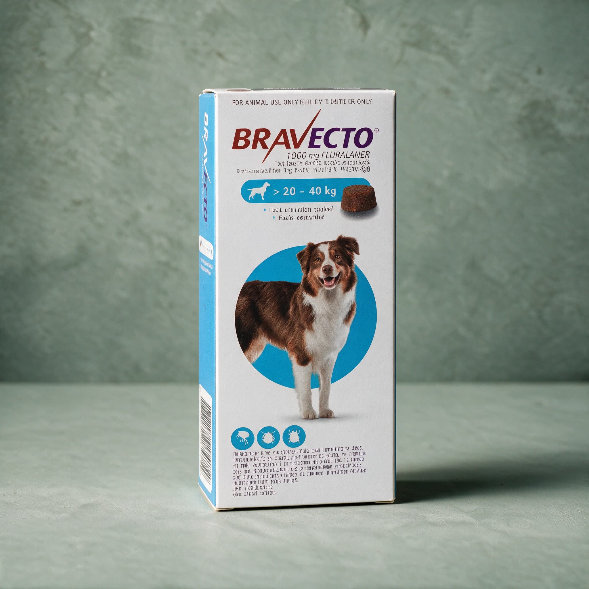 Blue-accented Bravecto Chewable Tablets for Dogs box, 20-40kg pack (1000mg fluralaner), with the Bravecto logo and a round brown chewable tablet illustration on the front panel.